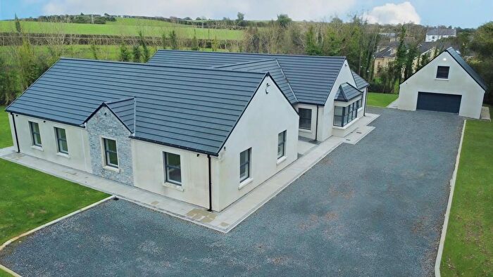 5 Bedroom Detached Bungalow For Sale In Mountview Road, Ballynahinch, BT24