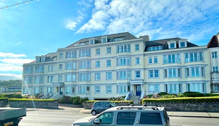 2 Bedroom Apartment For Sale In Craig Y Don Parade, Llandudno, LL30