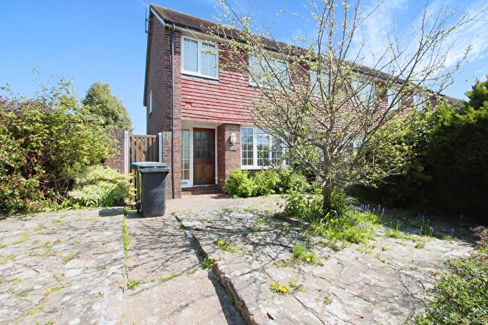 3 Bedroom End Of Terrace House To Rent In Horsham Road, Findon, BN14