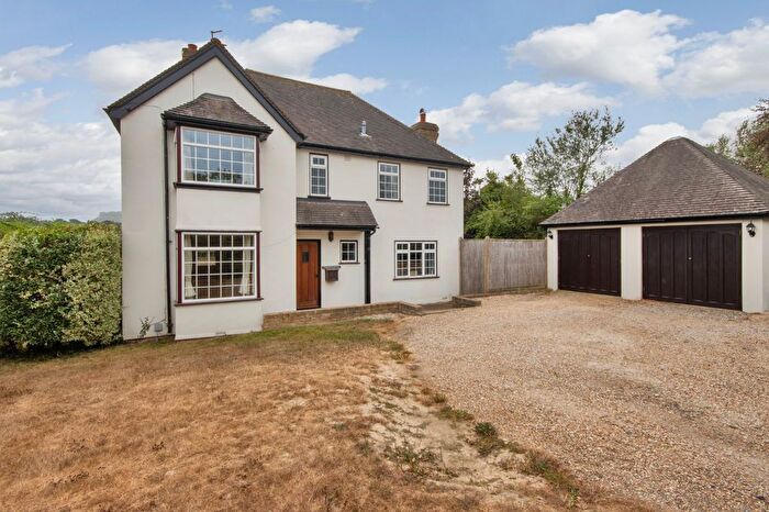 4 Bedroom Detached House For Sale In Peasley Lane, Goudhurst, Cranbrook, Kent, TN17