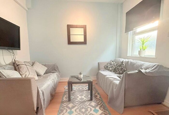 4 Bedroom House To Rent In Alfreton Road, Nottingham, Nottinghamshire, NG7