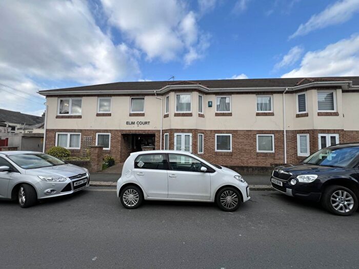 1 Bedroom Flat To Rent In Elim Court, Peverell, PL3