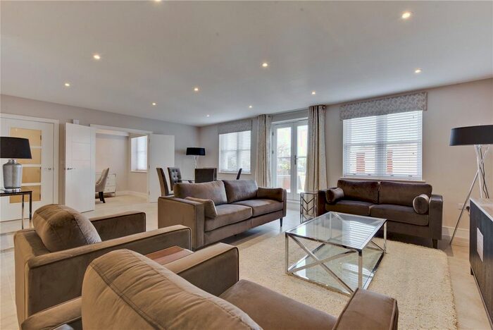 2 Bedroom Flat To Rent In The Old Police Station, Walton Road, East Molesey, Surrey, KT8