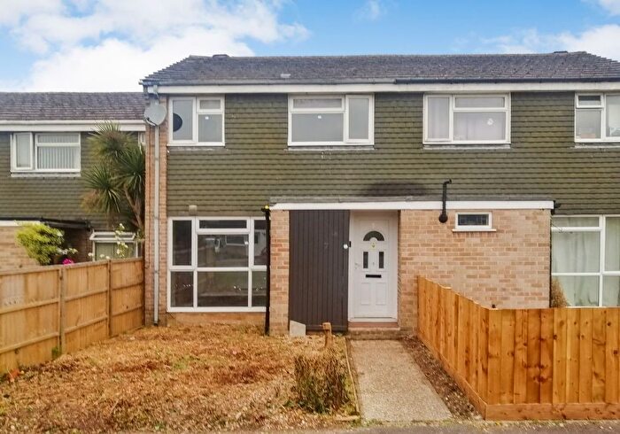 3 Bedroom Terraced House For Sale In Wordsworth Road, Thatcham, Berkshire, RG18