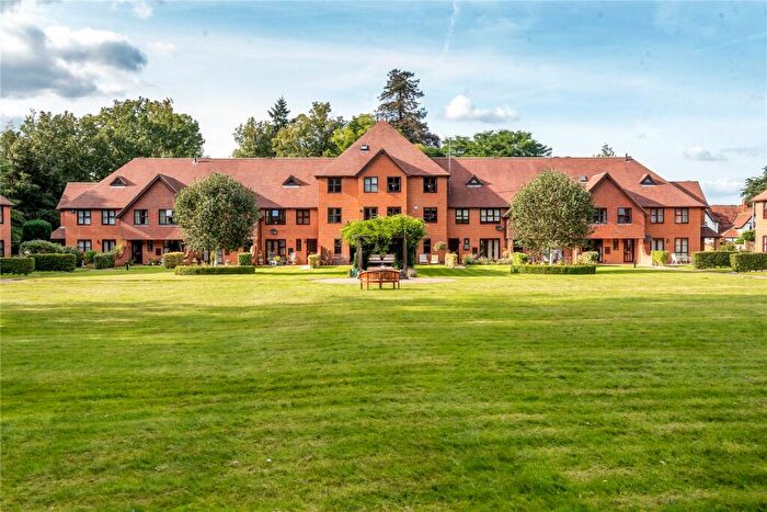 4 Bedroom Terraced House For Sale In Heathlands Court, Wokingham, Berkshire, RG40