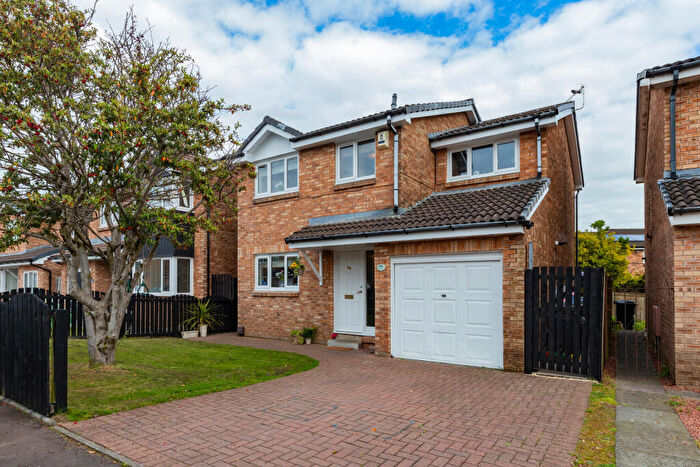 4 Bedroom Detached House For Sale In Fischer Gardens, Paisley, Renfrewshire, PA1
