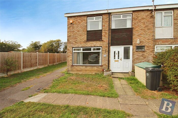 3 Bedroom End Of Terrace House To Rent In Elsenham Crescent, Basildon, SS14
