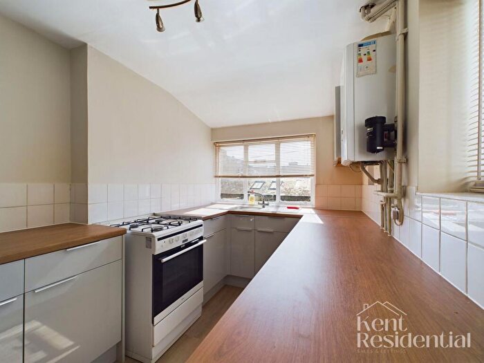 2 Bedroom Flat To Rent In Union Street, Maidstone, ME14