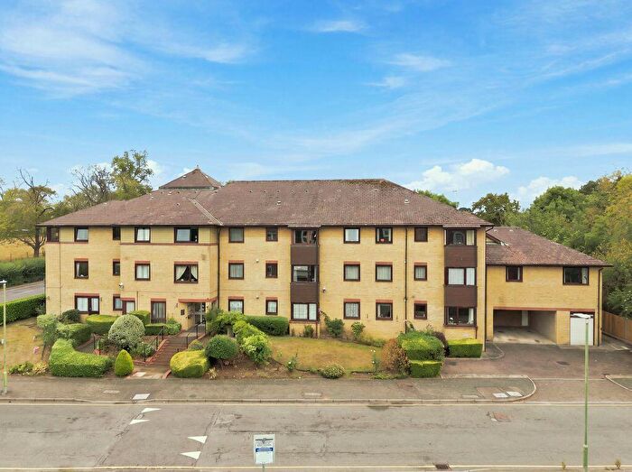 2 Bedroom Retirement Property For Sale In Billy Lows Lane, Potters Bar, EN6