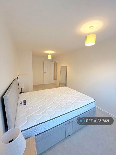 1 Bedroom Flat To Rent In Arneil Drive, Edinburgh, EH5