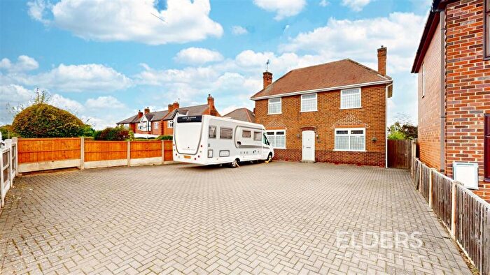 4 Bedroom Detached House For Sale In Ladywood Road, Kirk Hallam, DE7