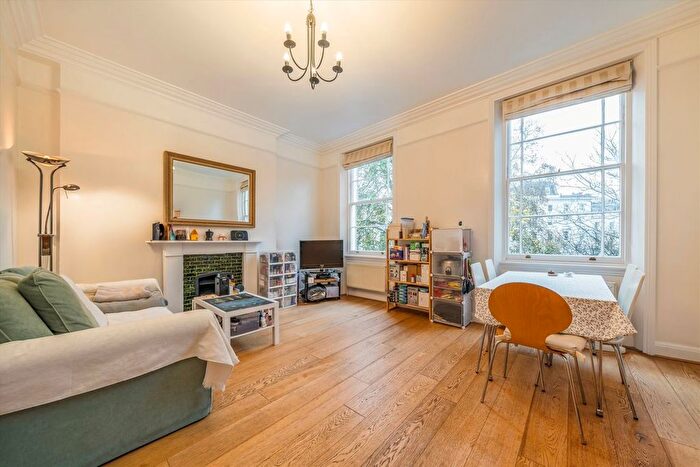 1 Bedroom Flat To Rent In St. Georges Square, Pimlico, SW1V