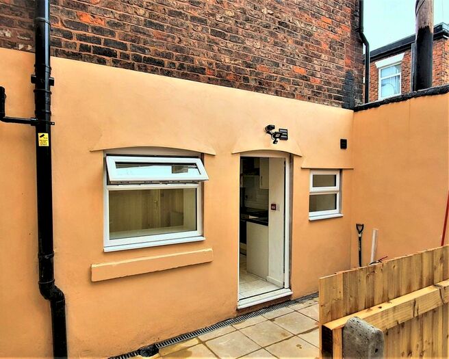 1 Bedroom Flat To Rent In Chester Street, Saltney, Chester, CH4