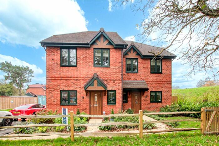3 Bedroom Semi-Detached House For Sale In London Road, Binfield, Bracknell, Berkshire, RG42
