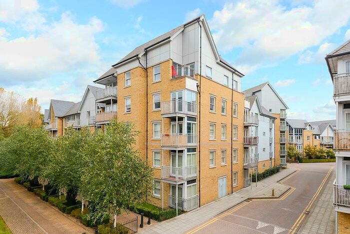 3 Bedroom Apartment To Rent In Bingley Court, Canterbury, CT1