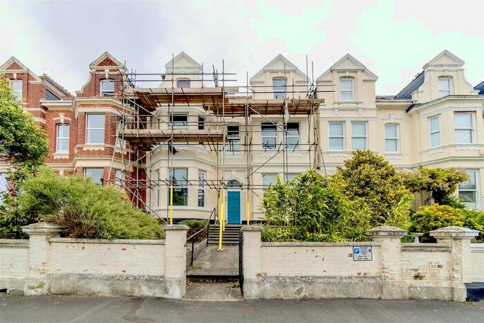 2 Bedroom Flat To Rent In Lockyer Road, Mannamead, Plymouth, PL3