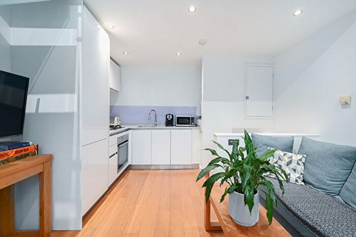 2 Bedroom Semi-Detached House To Rent In Marine Gardens, Brighton, East Sussex, BN2