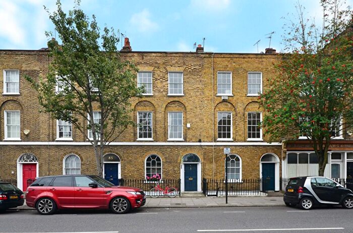 3 Bedroom Terraced House To Rent In Theberton Street, Angel, London, N1