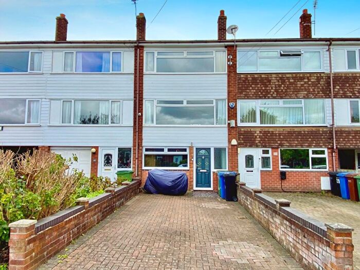 4 Bedroom House For Sale In Leigh Avenue, Marple, Stockport, SK6