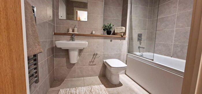 1 Bedroom Flat To Rent In Media City, Michigan Point Tower D, Michigan Avenue, Salford, M50