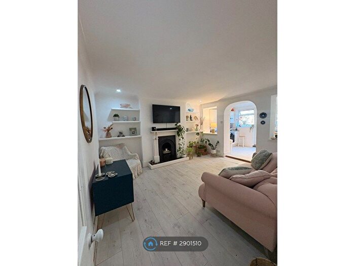 1 Bedroom Flat To Rent In Leyton, London, E10