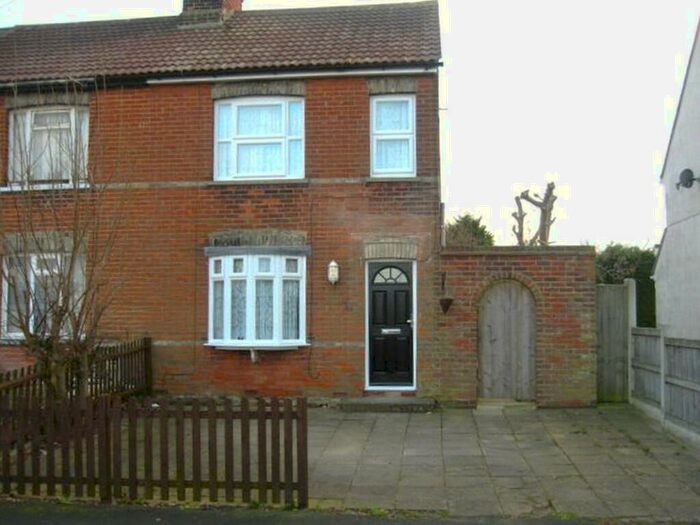 2 Bedroom End Of Terrace House To Rent In Pole Barn Lane, Frinton On Sea, CO13
