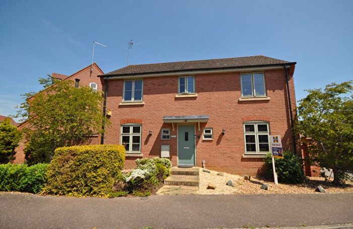 4 Bedroom Detached House For Sale In Rose Hill Way, Mawsley, Kettering, NN14