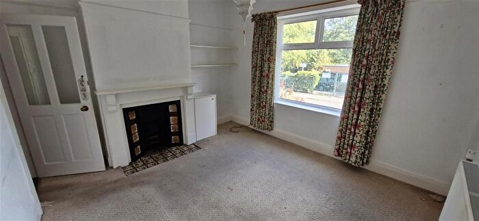 2 Bedroom Semi-Detached House For Sale In Arthur Street, Farsley, Pudsey, LS28