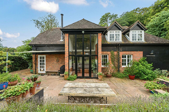 4 Bedroom Detached House For Sale In Bourne Lane, Twyford, Winchester, Hampshire, SO21