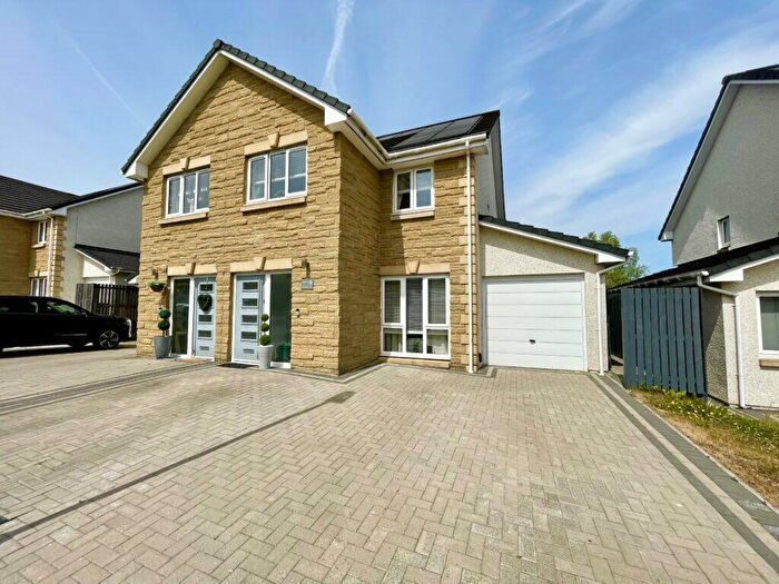 3 Bedroom Semi-Detached Villa For Sale In Calderside Place, Airdrie, ML6