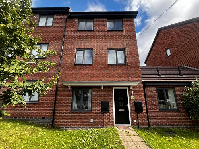 5 Bedroom Semi-Detached House To Rent In Cranford Street, Smethwick, B66