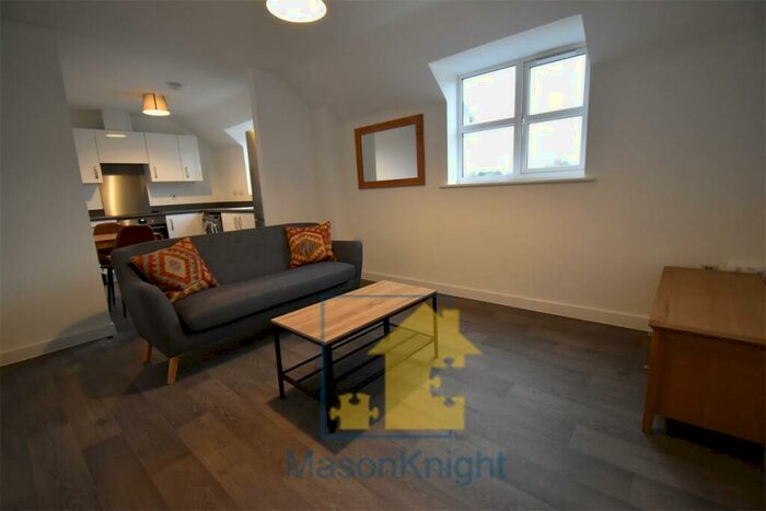 2 Bedroom Flat To Rent In Luxury Student Property In Selly Oak, B29