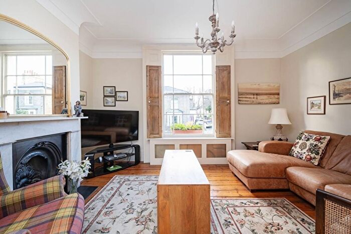 4 Bedroom Property For Sale In Malvern Road, Hackney, London, E8