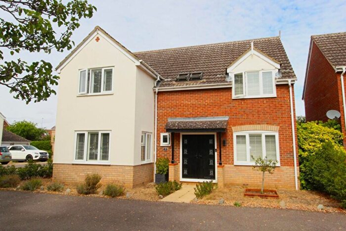 5 Bedroom Detached House For Sale In Bickerdikes Gardens, Sandy, SG19