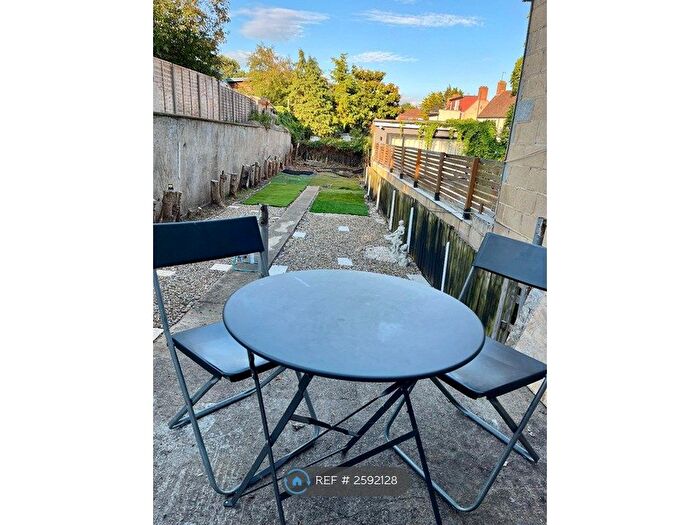 4 Bedroom End Of Terrace House To Rent In Ealing Road, Brentford, TW8