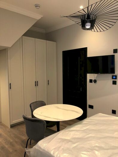 Studio To Rent In Gunter Grove, London SW10