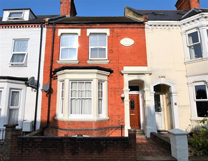 Studio To Rent In Holly Road, Northampton - All Bills Included, NN1