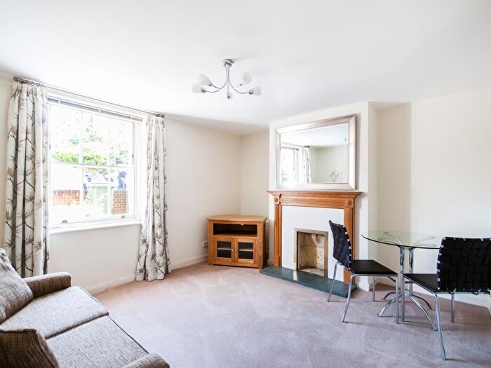 1 Bedroom Apartment To Rent In Walton Street, Oxford, OX2