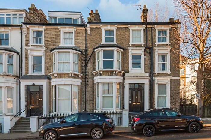 3 Bedroom Maisonette To Rent In Primrose Gardens, South Hampstead, NW3