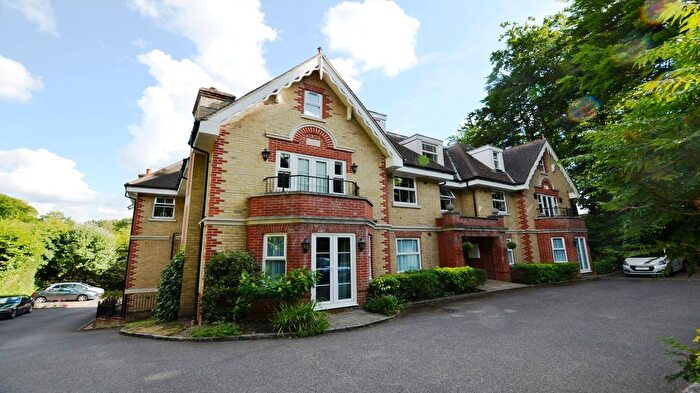 2 Bedroom Flat To Rent In Dawn Court, London Road, Camberley, GU15