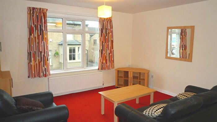 1 Bedroom Flat To Rent In High Street, Over, Cambridge, CB24