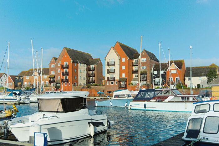 2 Bedroom Flat For Sale In Canary Quay, Eastbourne, BN23