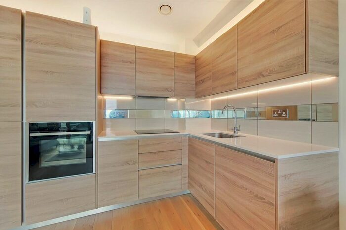 1 Bedroom Flat To Rent In Hampton Apartments, Woolwich, London, SE18