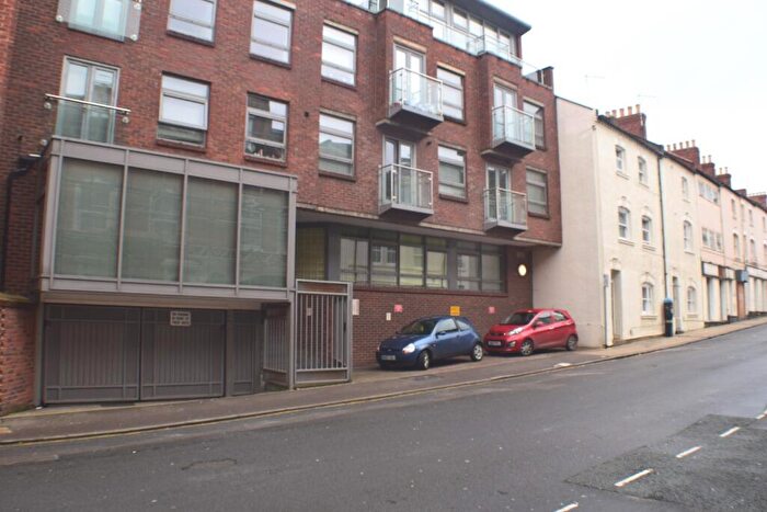 2 Bedroom Flat To Rent In Hazelwood Road, Northampton, NN1