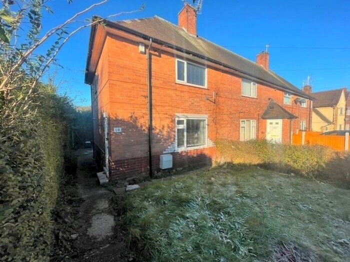 3 Bedroom End Of Terrace House To Rent In Denewood Crescent, Nottingham, NG8