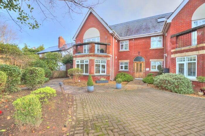 2 Bedroom Flat To Rent In Wicks Lane, Formby, Liverpool, L37