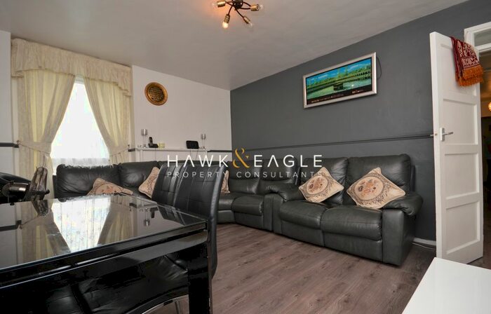 3 Bedroom Flat To Rent In Newmill House, Devas Street, London, E3