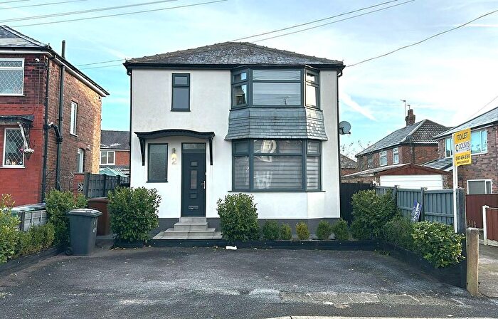 3 Bedroom Detached House To Rent In Willingdon Drive, Prestwich, Manchester, M25