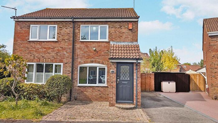 2 Bedroom Semi-Detached House For Sale In Chedworth, Yate, Bristol, BS37