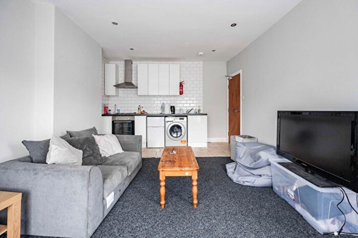 1 Bedroom Flat To Rent In Catton Grove Road, Norwich, NR3